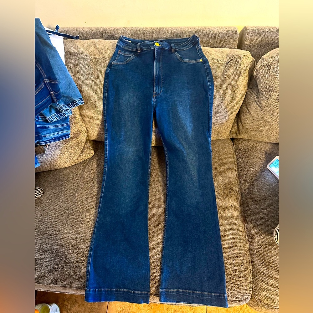 Sol Beuty and care jeans